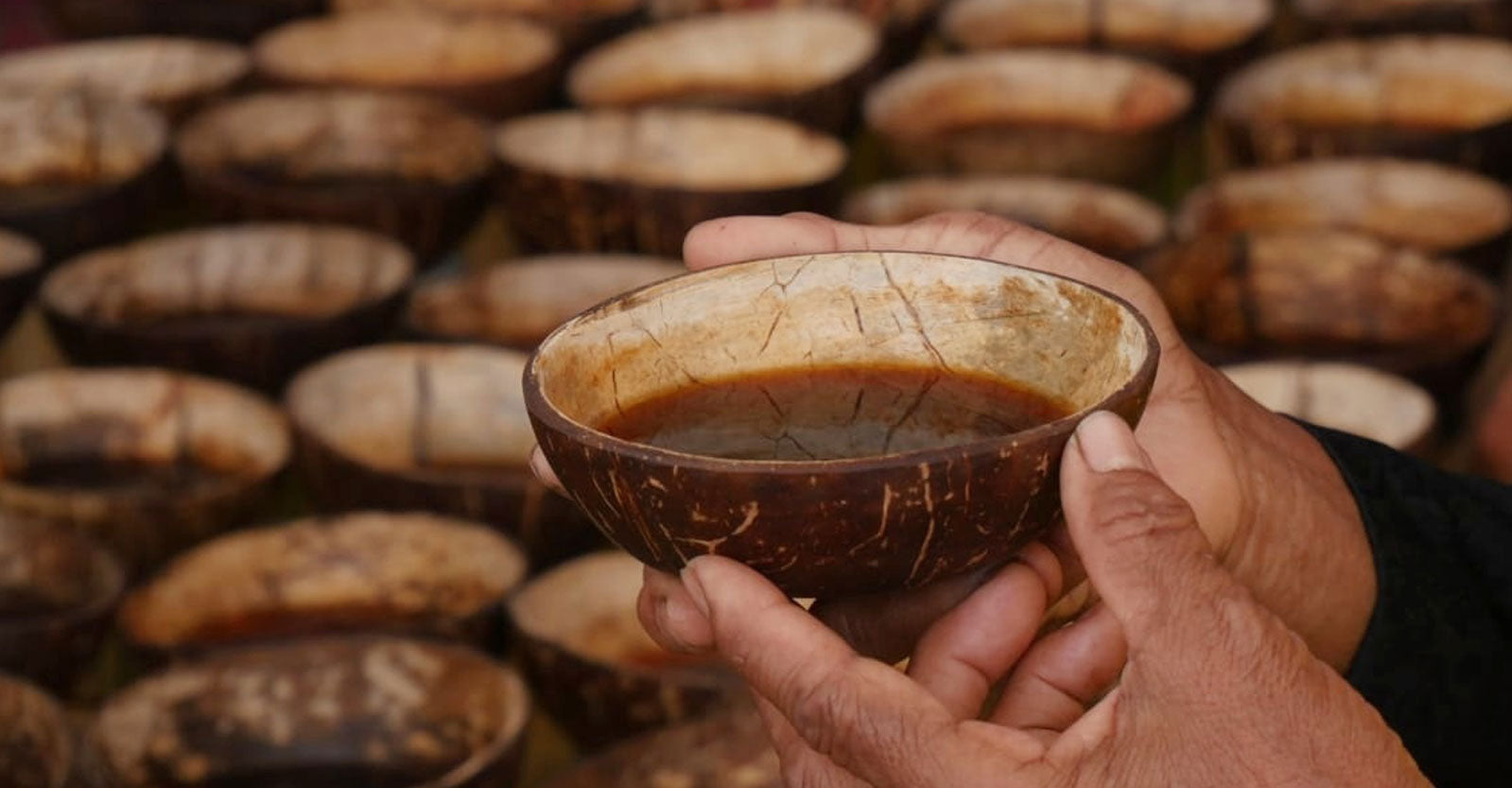 Secangkir Kopi Kawa Daun Meninggalkan Kisah